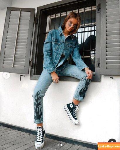 Anna Zak / annazak12 leaked photo photo #0247