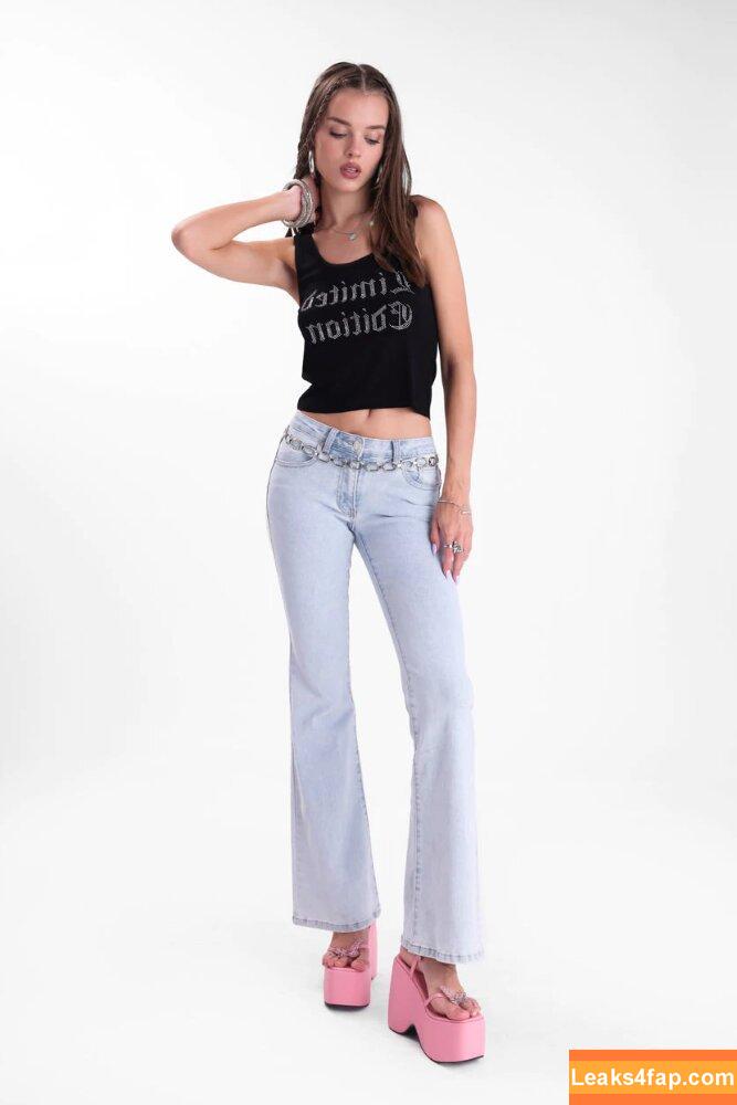 Anna Zak / annazak12 leaked photo photo #0493