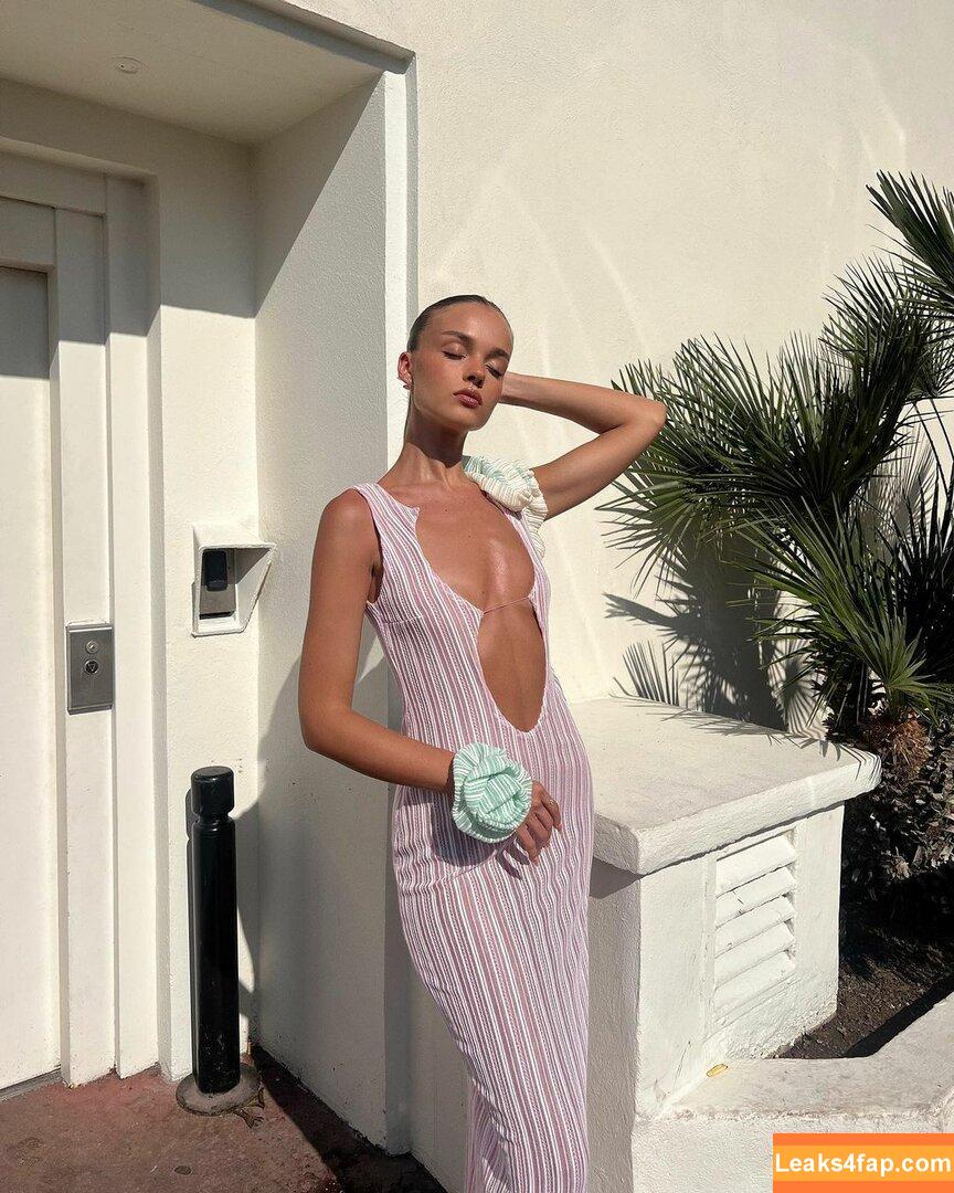 Anna Zak / annazak12 leaked photo photo #0722