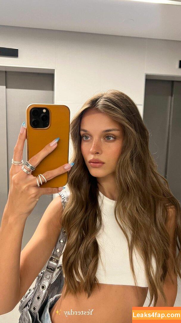 Anna Zak / annazak12 leaked photo photo #0736
