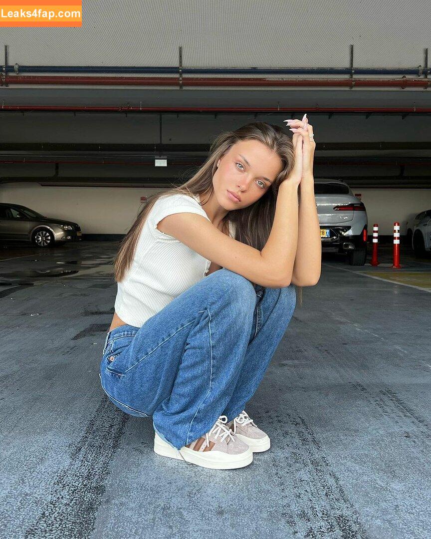 Anna Zak / annazak12 leaked photo photo #0742