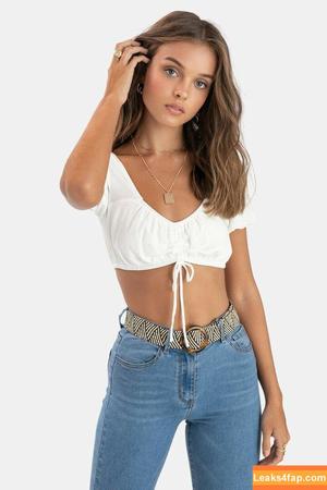 Anna Zak photo #0012