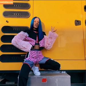 Anna Zak photo #0070