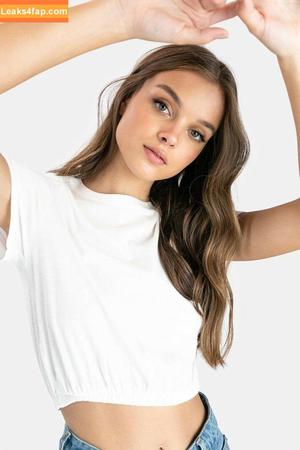 Anna Zak photo #0117