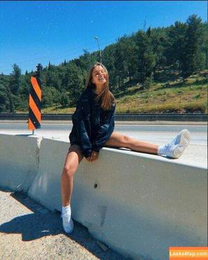 Anna Zak photo #0157