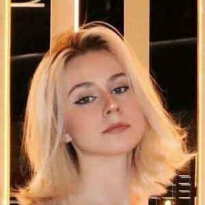 Annabel Lucinda photo #0015