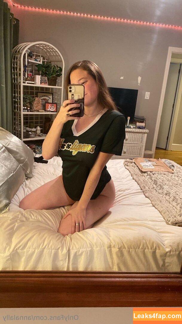 annalally /  leaked photo photo #0027