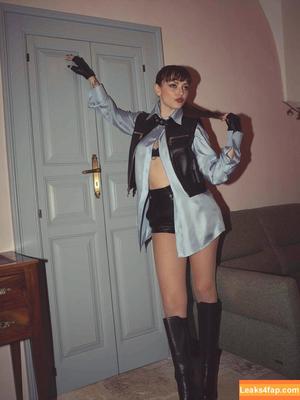 Annalisa Scarrone photo #0033