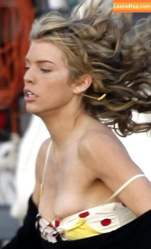 AnnaLynne McCord photo #0143