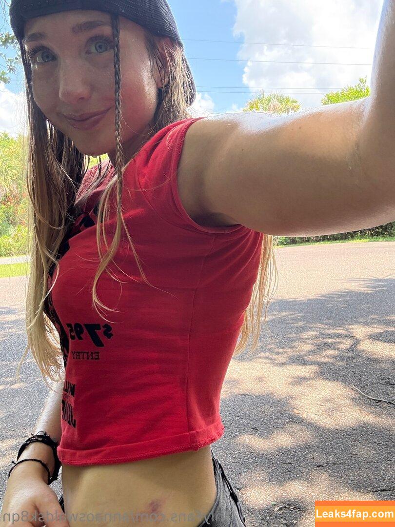 annaoswaldsk8qn / annaoswald leaked photo photo #0009