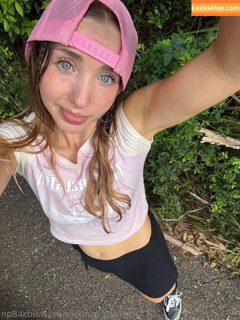 annaoswaldsk8qn / annaoswald leaked photo photo #0017