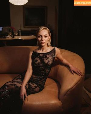 AnnaSophia photo #0002