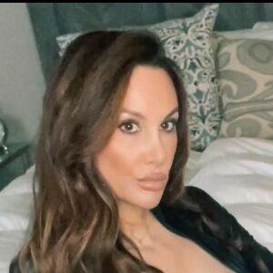 Anne ASMR photo #0009
