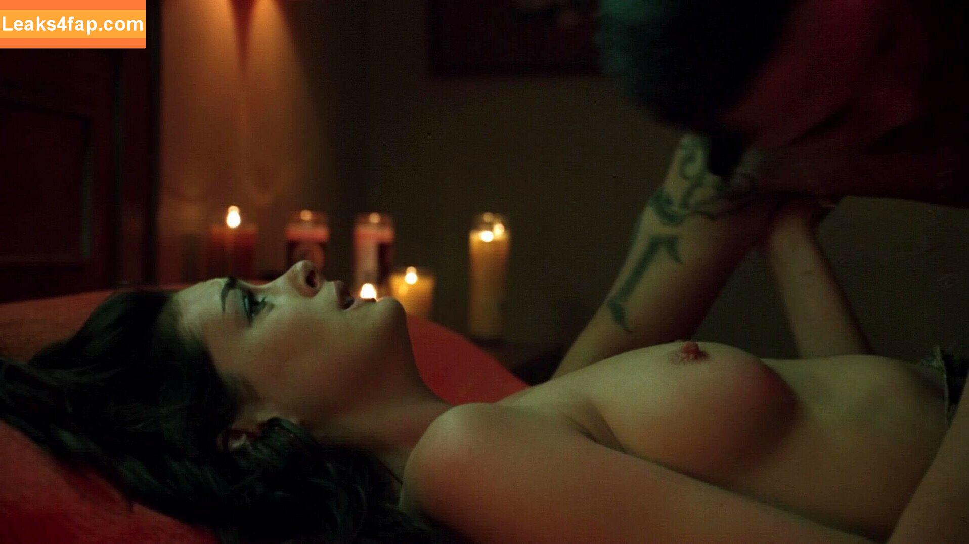 Anne Hathaway / ahathawaynews / annehathaway / heatherannie слитое фото фото #0002