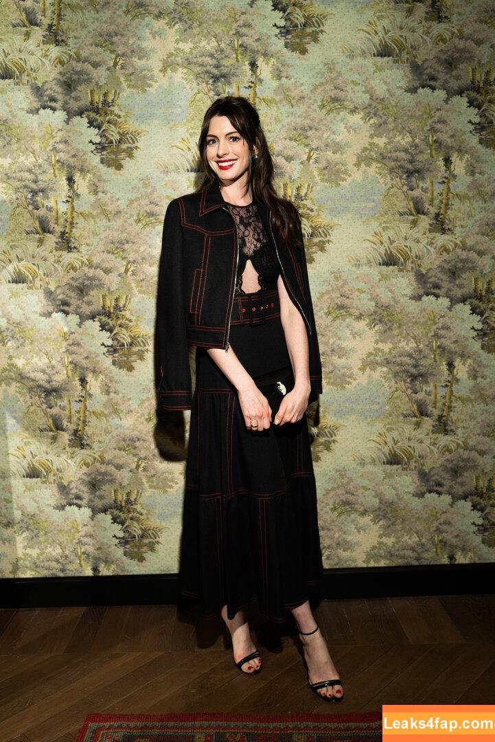 Anne Hathaway / ahathawaynews / annehathaway / heatherannie слитое фото фото #0089