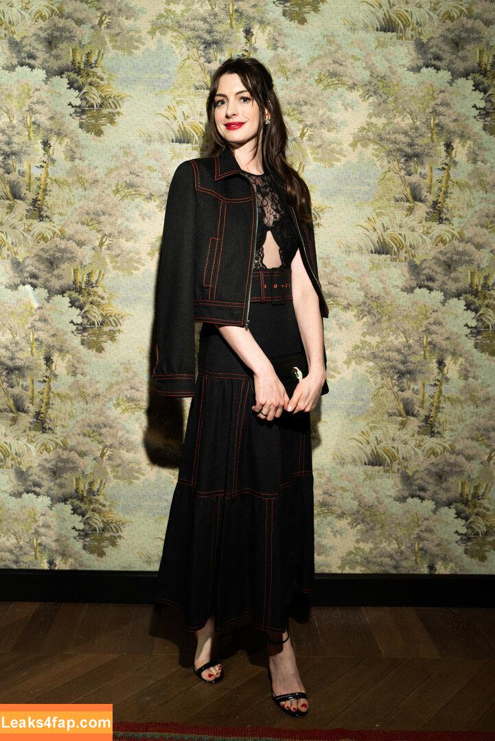 Anne Hathaway / ahathawaynews / annehathaway / heatherannie слитое фото фото #0090