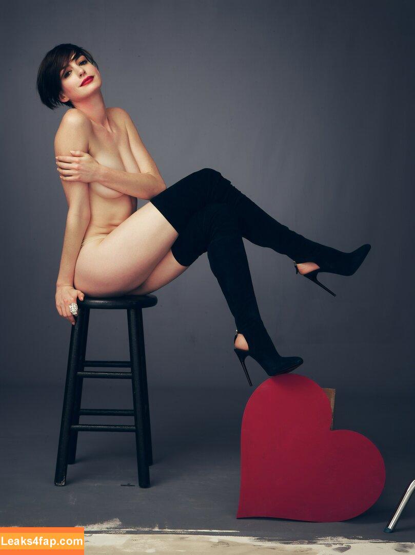 Anne Hathaway / ahathawaynews / annehathaway / heatherannie слитое фото фото #0121