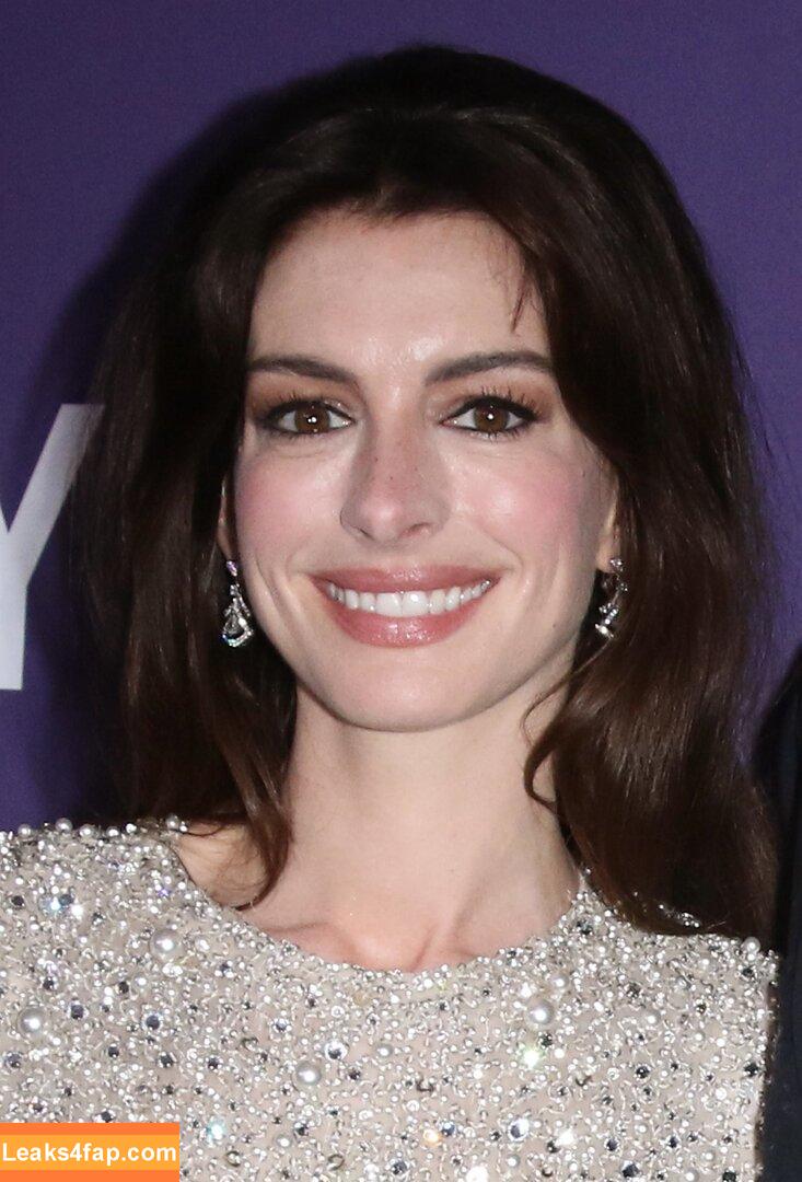 Anne Hathaway / ahathawaynews / annehathaway / heatherannie слитое фото фото #0144