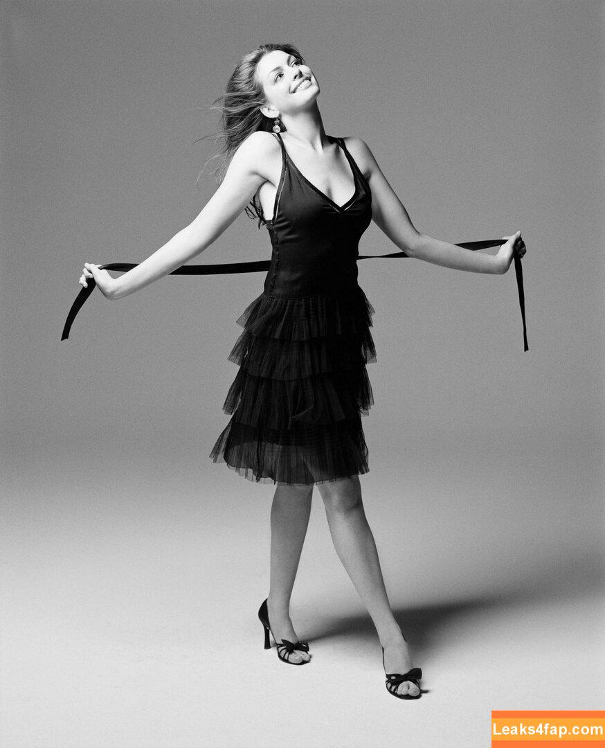 Anne Hathaway / ahathawaynews / annehathaway / heatherannie слитое фото фото #0172