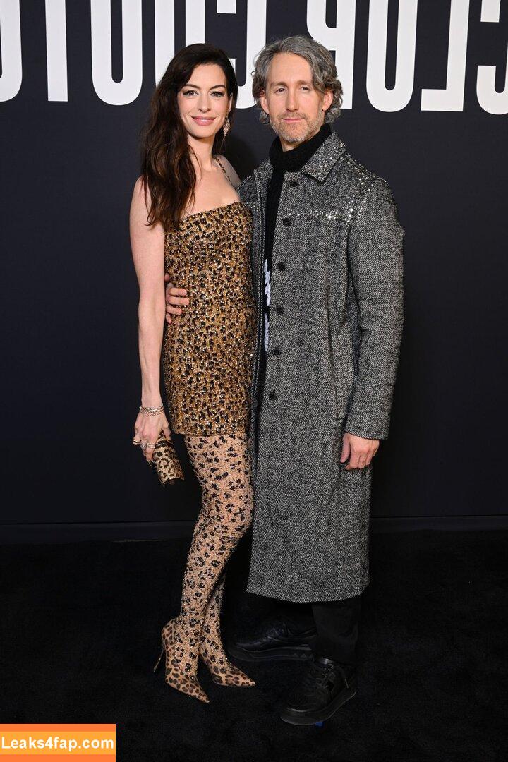 Anne Hathaway / ahathawaynews / annehathaway / heatherannie слитое фото фото #0194