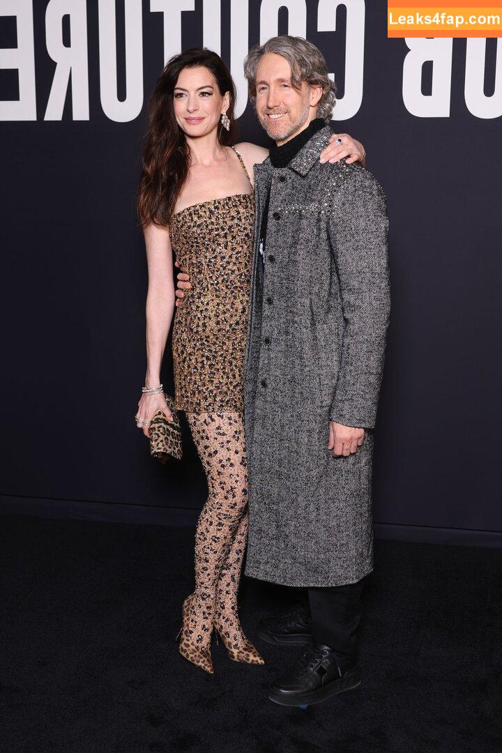 Anne Hathaway / ahathawaynews / annehathaway / heatherannie слитое фото фото #0196