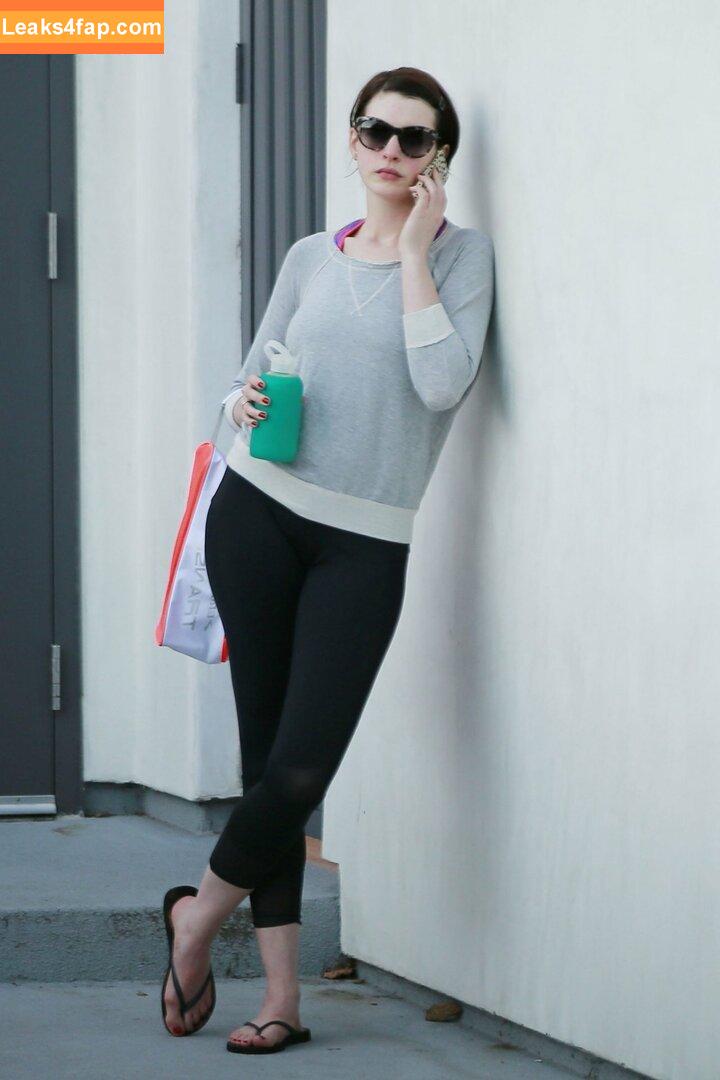 Anne Hathaway / ahathawaynews / annehathaway / heatherannie слитое фото фото #0244