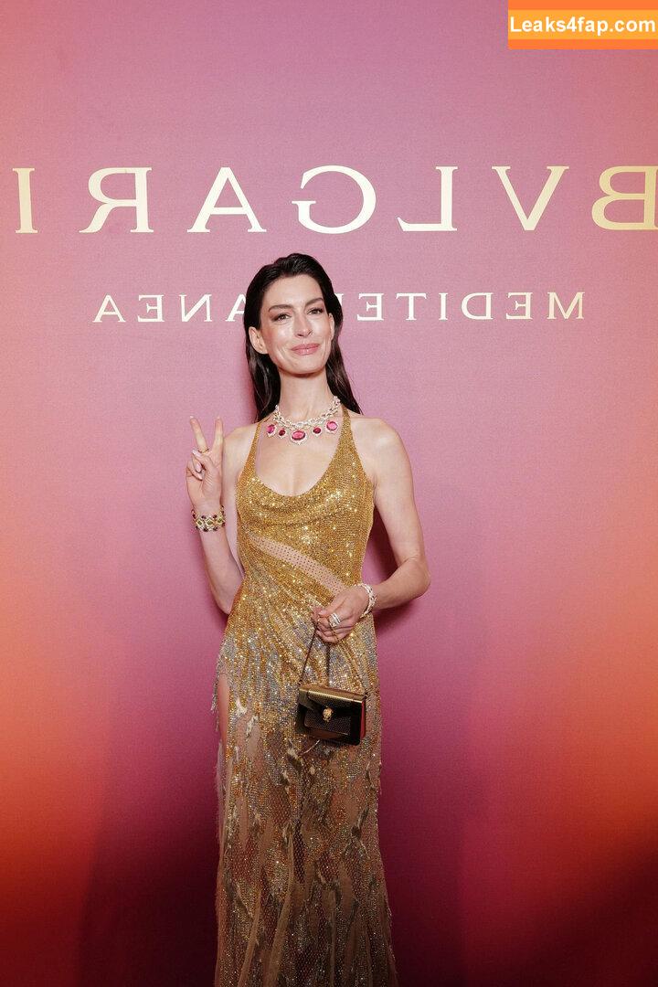 Anne Hathaway / ahathawaynews / annehathaway / heatherannie слитое фото фото #0292