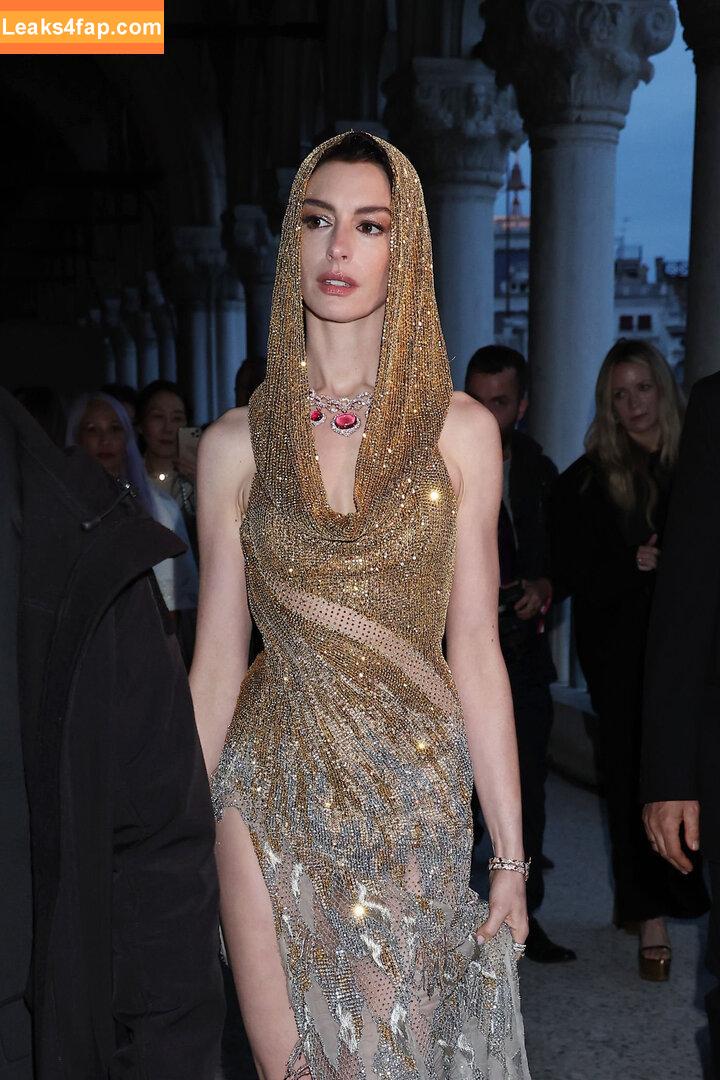 Anne Hathaway / ahathawaynews / annehathaway / heatherannie слитое фото фото #0294