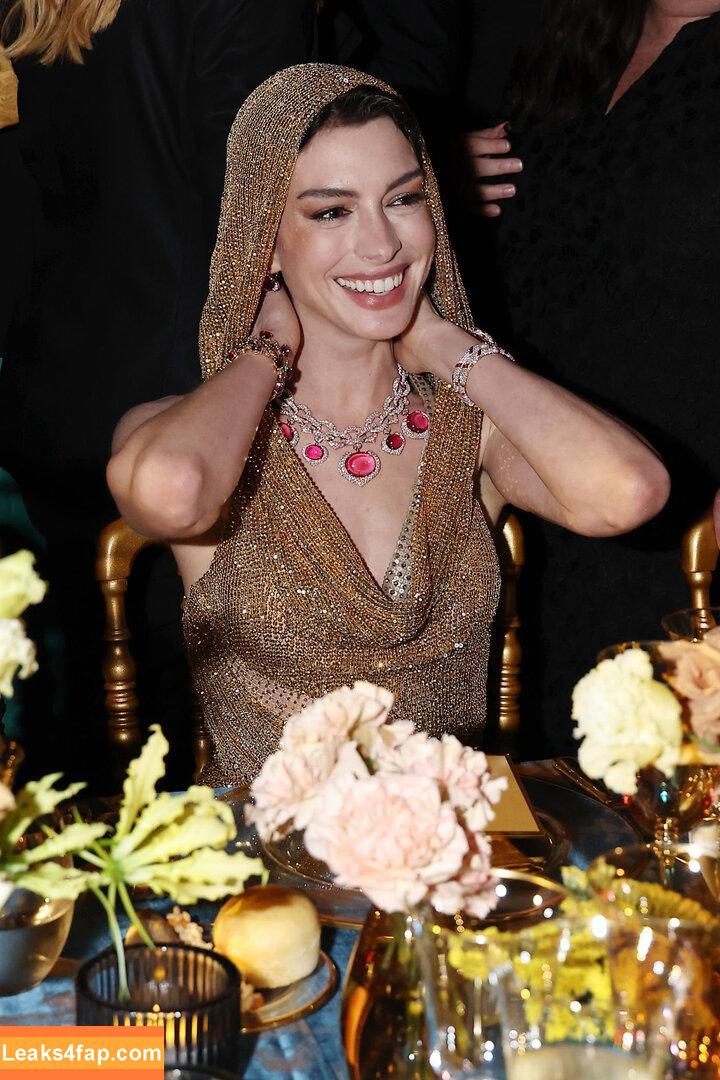 Anne Hathaway / ahathawaynews / annehathaway / heatherannie слитое фото фото #0298