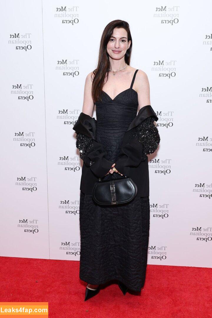 Anne Hathaway / ahathawaynews / annehathaway / heatherannie слитое фото фото #0371