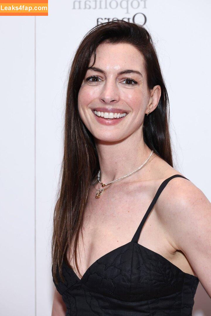 Anne Hathaway / ahathawaynews / annehathaway / heatherannie слитое фото фото #0384