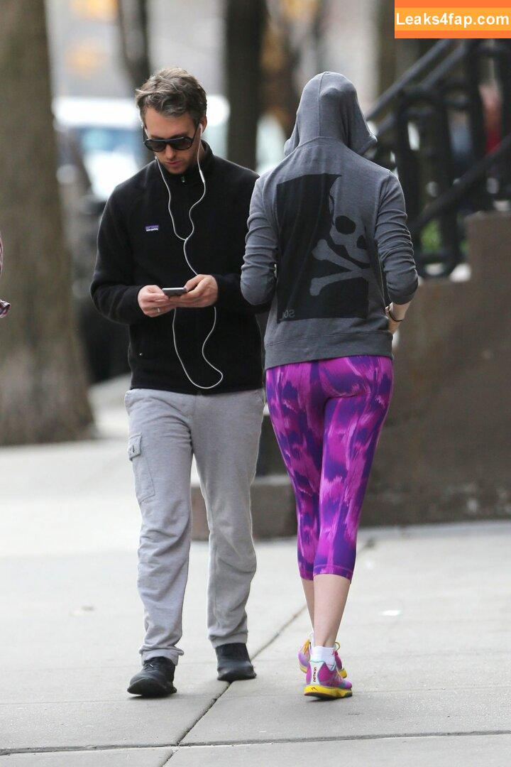 Anne Hathaway / ahathawaynews / annehathaway / heatherannie слитое фото фото #0481