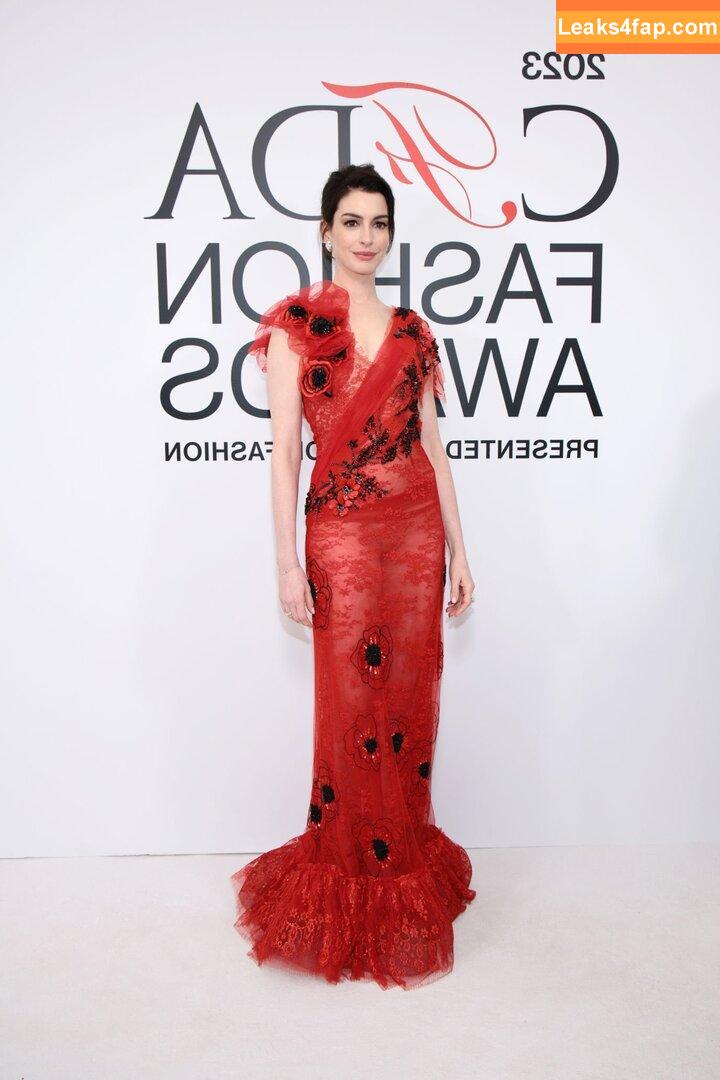 Anne Hathaway / ahathawaynews / annehathaway / heatherannie слитое фото фото #0543