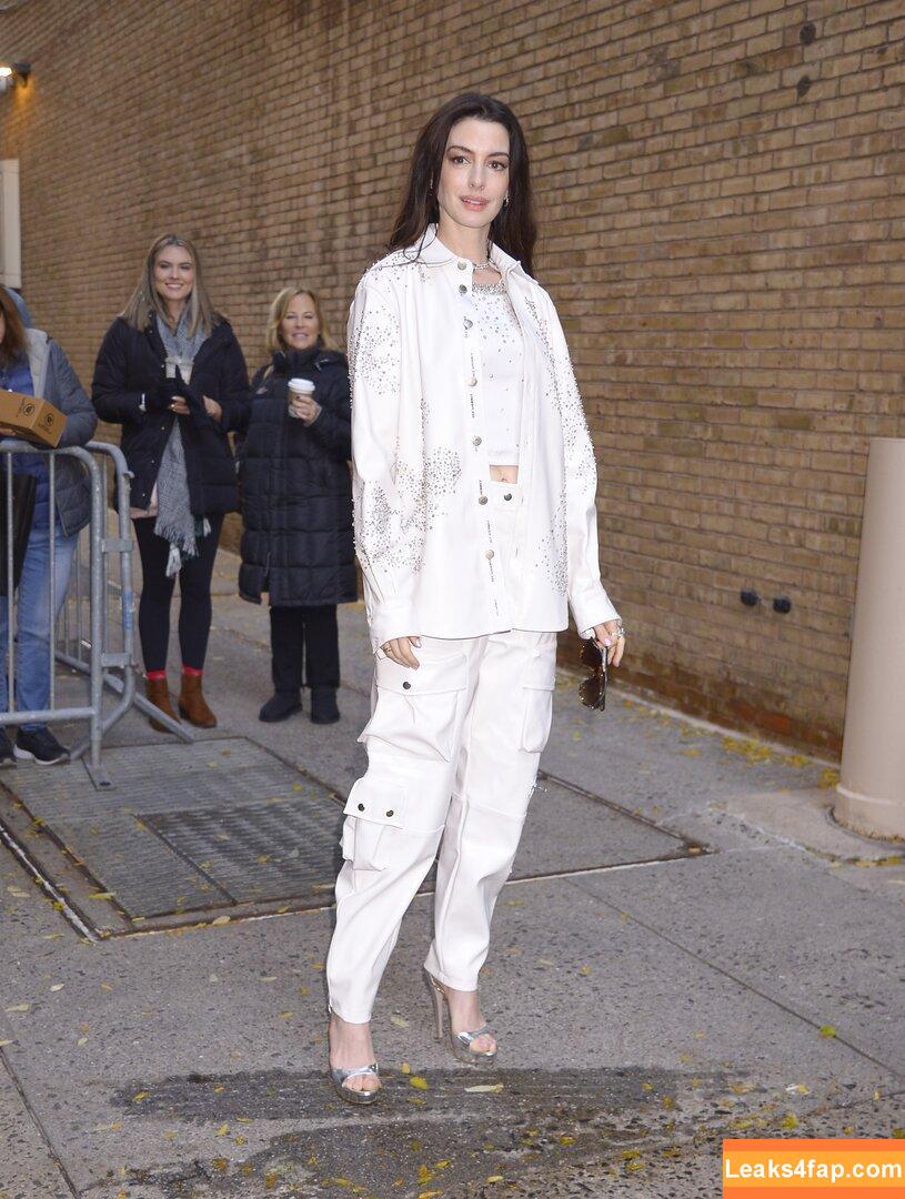 Anne Hathaway / ahathawaynews / annehathaway / heatherannie слитое фото фото #0656