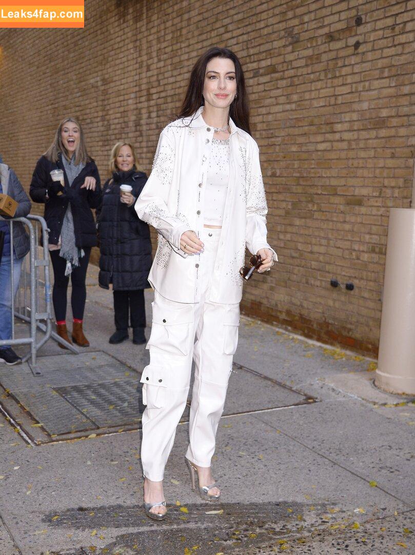 Anne Hathaway / ahathawaynews / annehathaway / heatherannie слитое фото фото #0657