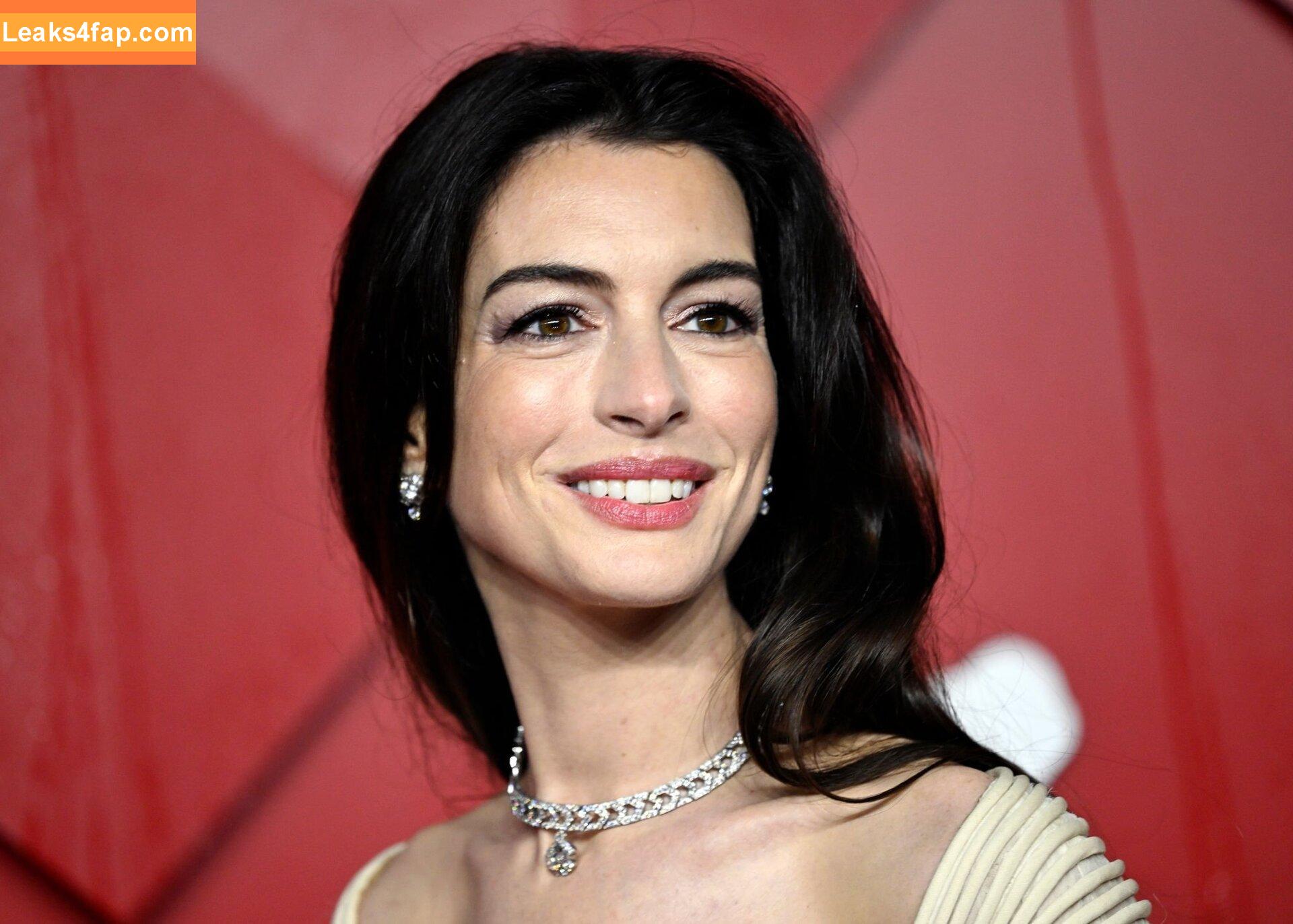 Anne Hathaway / ahathawaynews / annehathaway / heatherannie слитое фото фото #0703