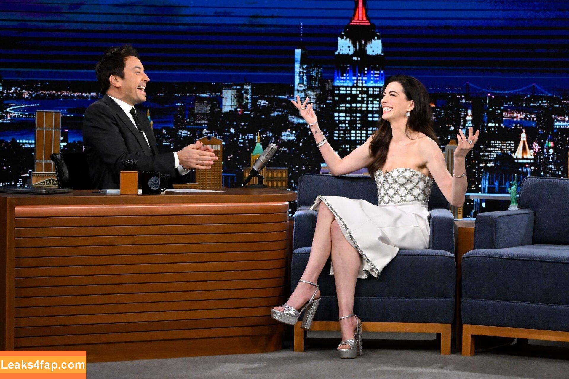 Anne Hathaway / ahathawaynews / annehathaway / heatherannie слитое фото фото #0740