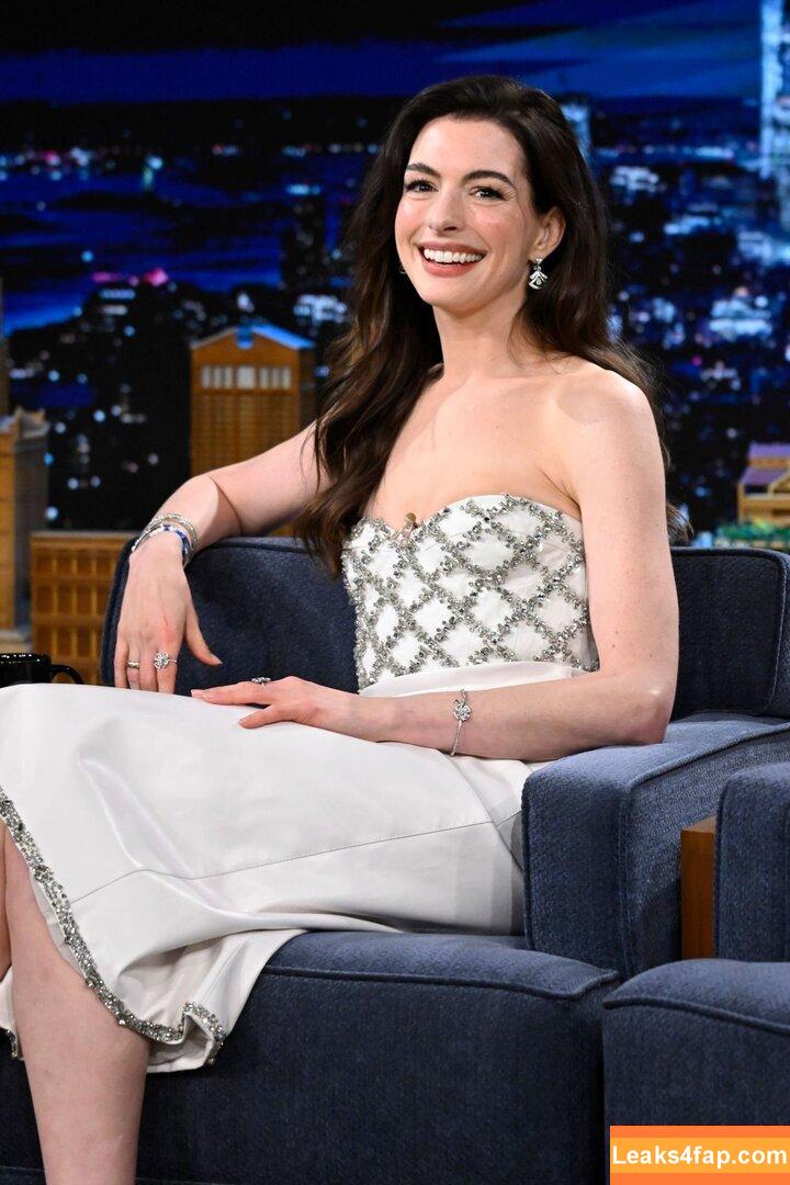 Anne Hathaway / ahathawaynews / annehathaway / heatherannie слитое фото фото #0743
