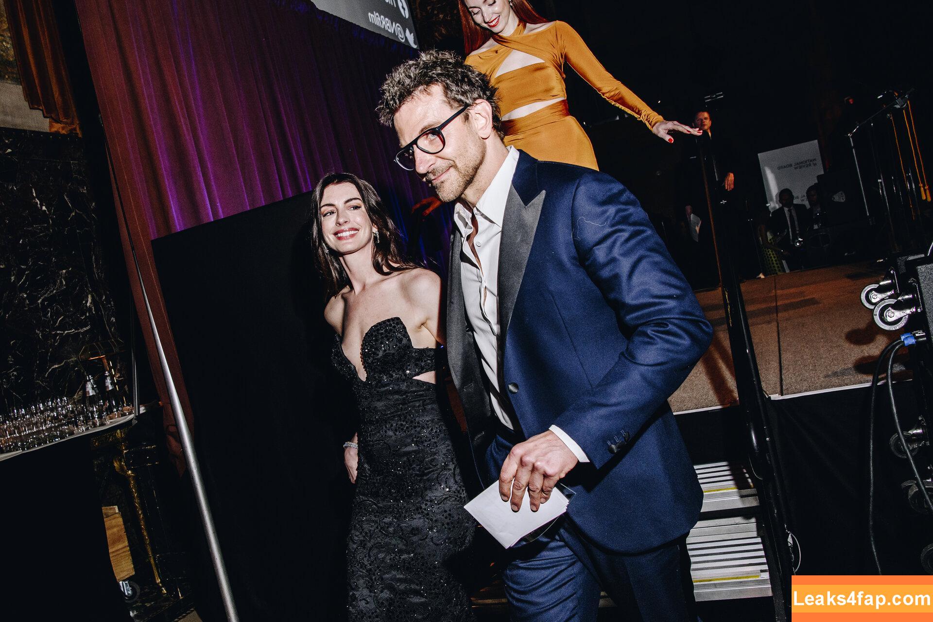 Anne Hathaway / ahathawaynews / annehathaway / heatherannie слитое фото фото #0856