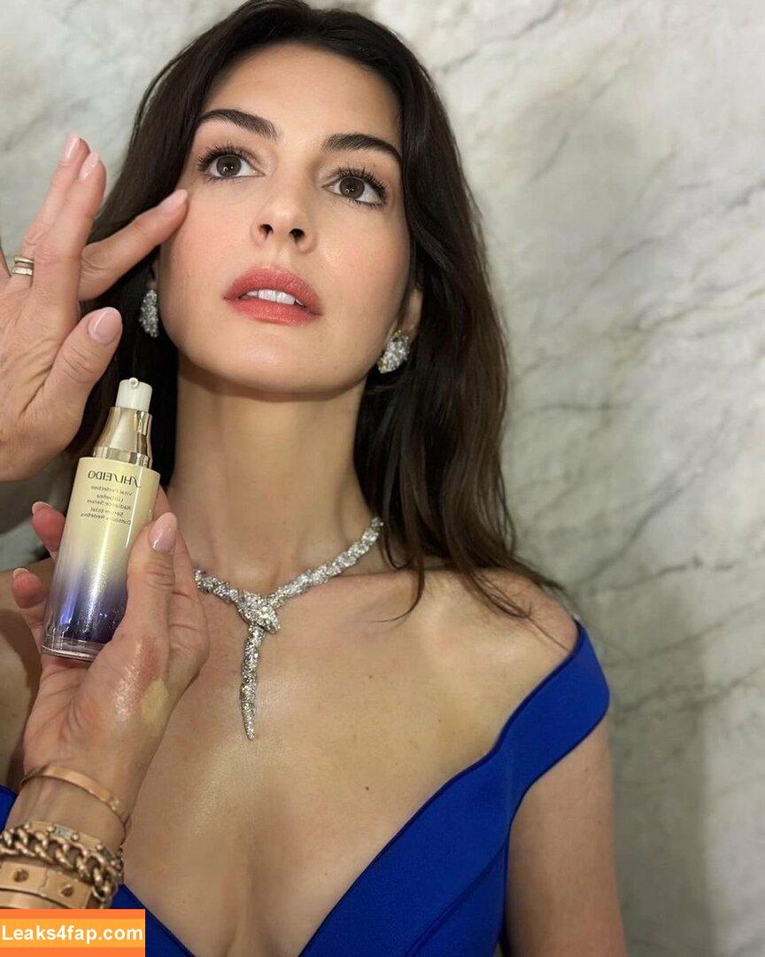 Anne Hathaway / ahathawaynews / annehathaway / heatherannie слитое фото фото #0970