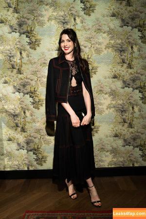Anne Hathaway фото #0089