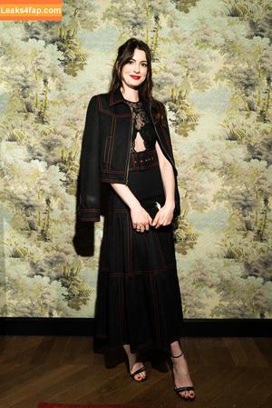 Anne Hathaway фото #0092