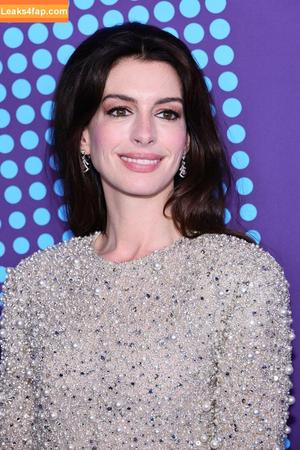 Anne Hathaway фото #0150