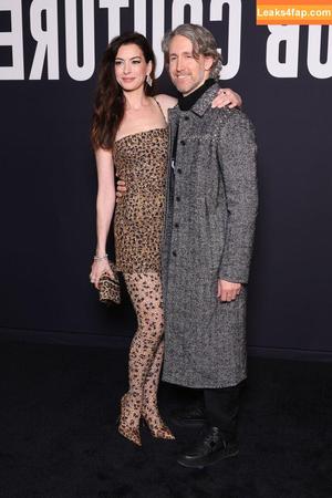 Anne Hathaway фото #0196