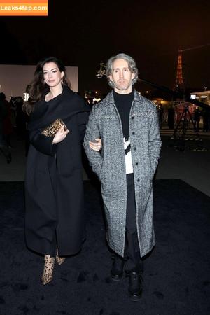 Anne Hathaway фото #0198