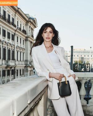 Anne Hathaway фото #0308