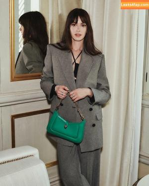 Anne Hathaway фото #0310