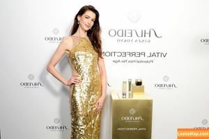 Anne Hathaway фото #0368