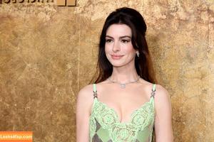 Anne Hathaway фото #0415