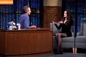 Anne Hathaway фото #0451